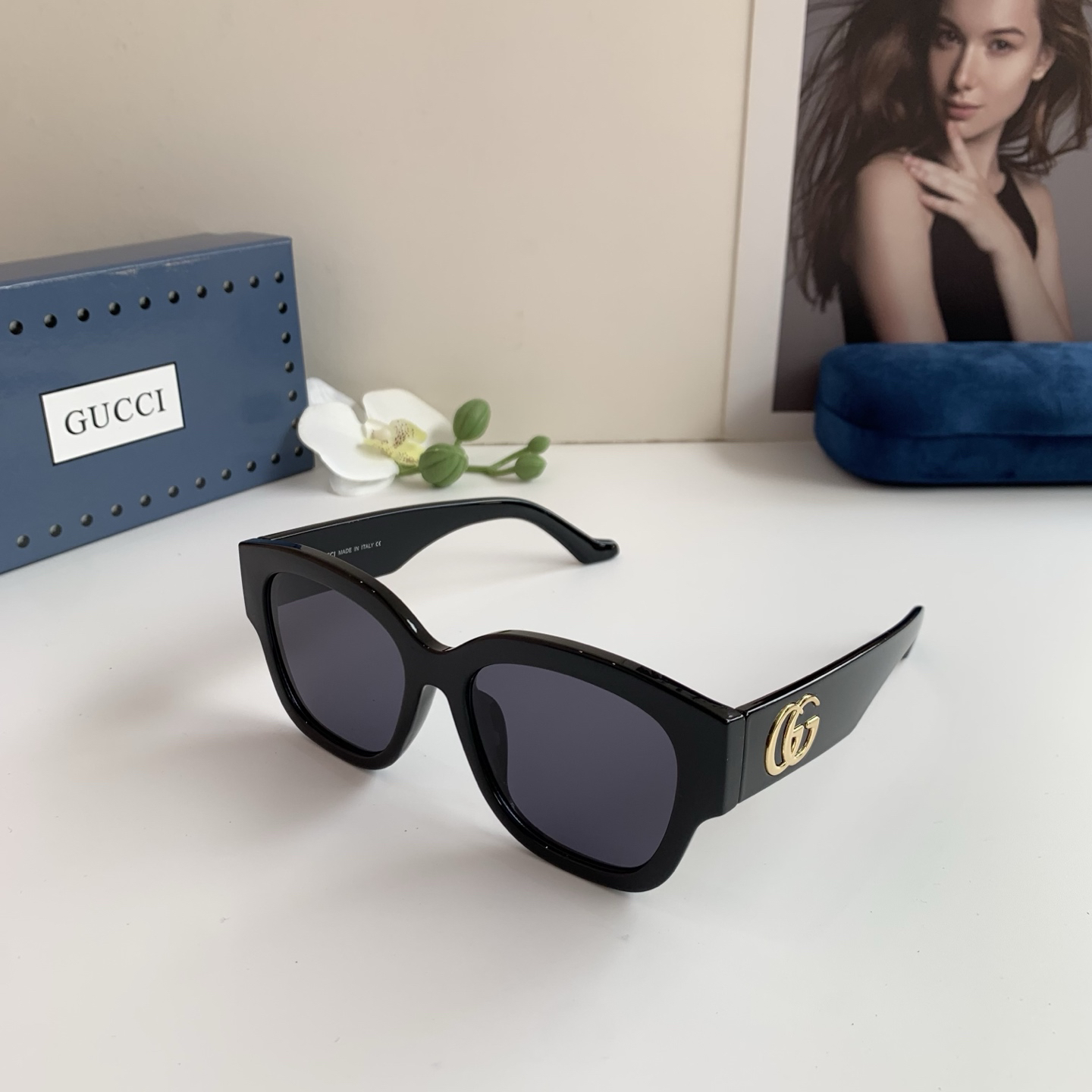 Gucci Round Frame Sunglasses