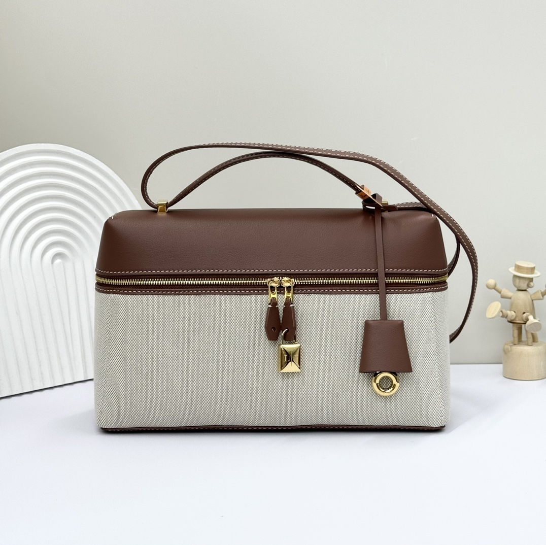 Loro Piana Extra Bag L27 Crossbody Bag FAO4759