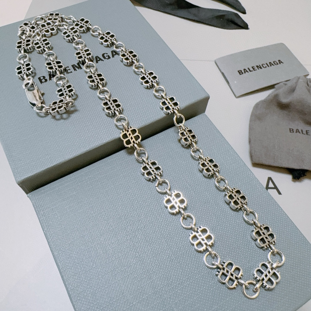 Balenciaga BB Letter Necklace