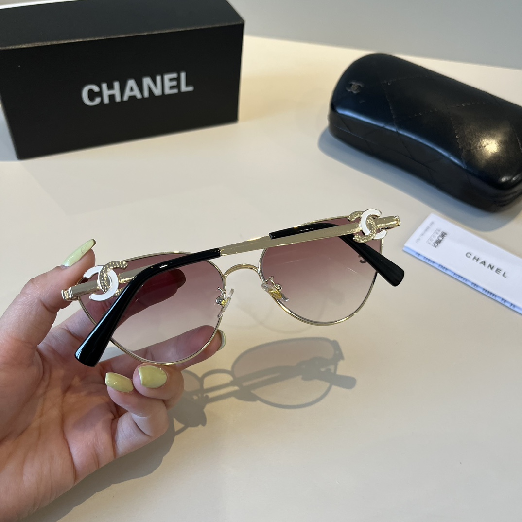 Chanel round frame sunglasses