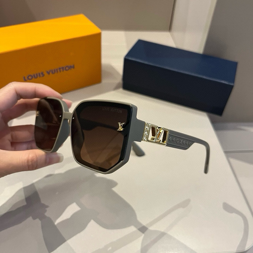 Louis Vuitton Square Frame Sunglasses