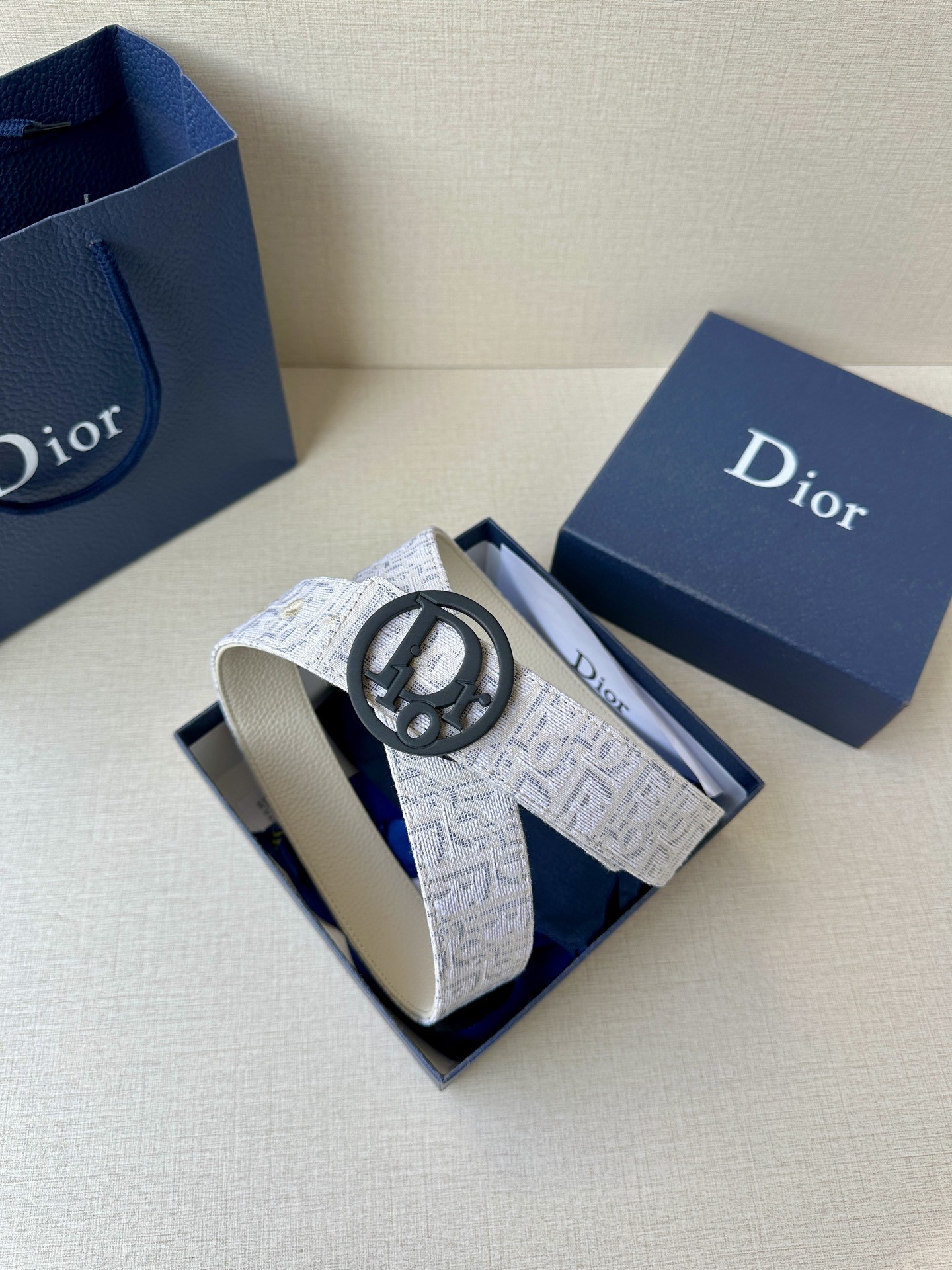 Dior round buckle leather belt 3.5CM wide