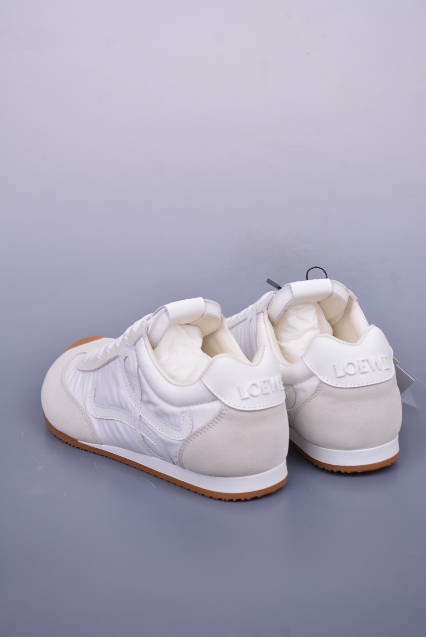 Loewe Ballet Runner 2.0 Sneakers Off-White M816282XB3-2100