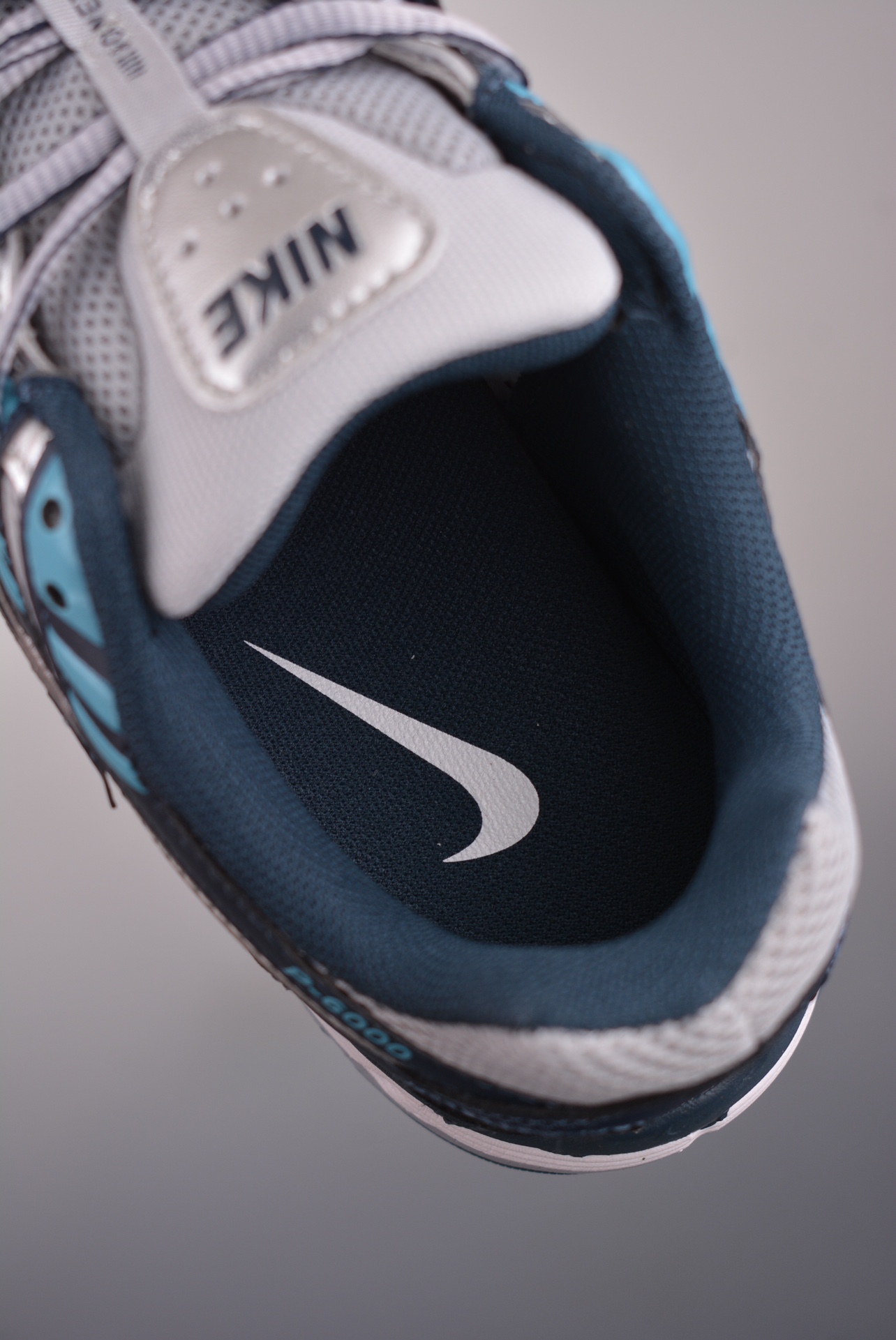 Nike Initiator Running INS P-6000 Daddy Shoes Silver Blue CD6404-402