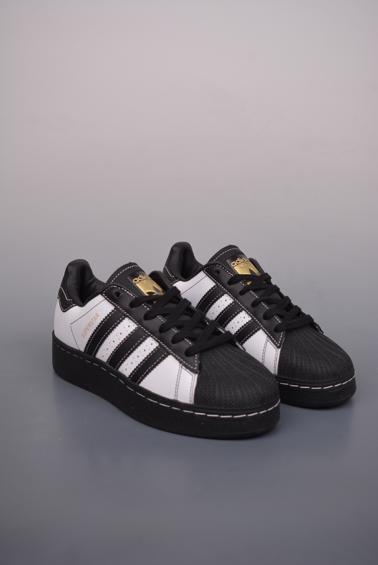 Adidas Originals Superstar XLG Leather Black and White IE8409