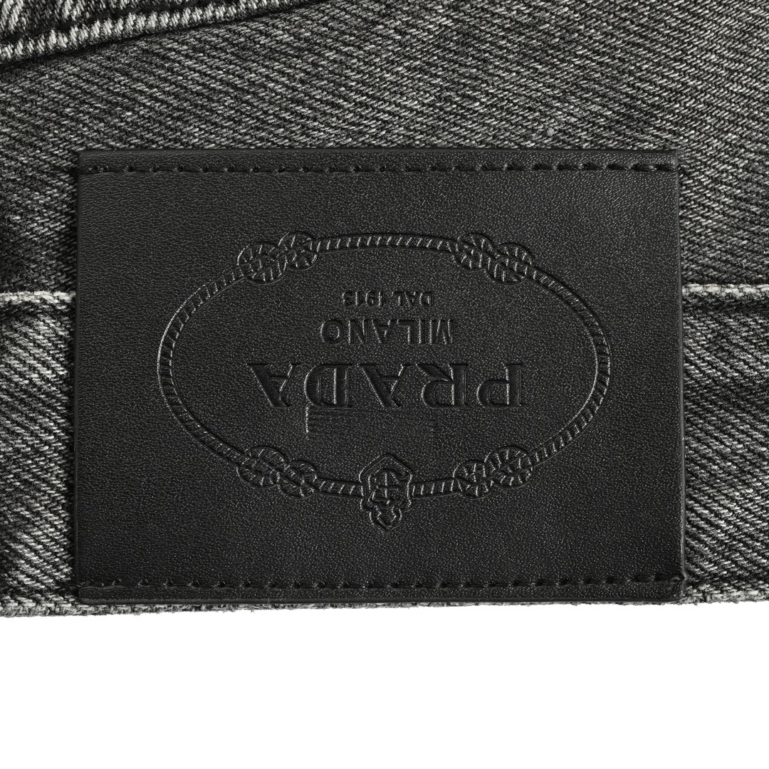 Prada 24Fw Deconstructed Wide-Leg Jeans with Back Pockets and Triangle Logo