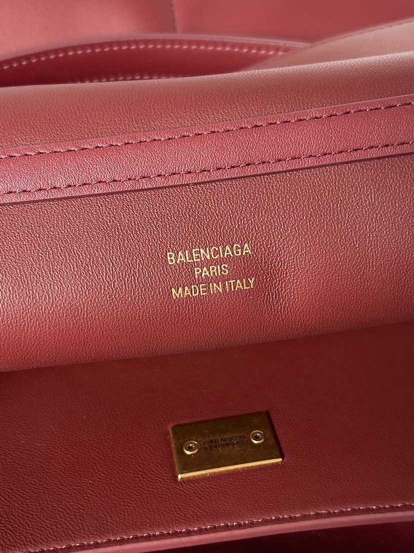 Balenciaga Rodeo Medium Bag