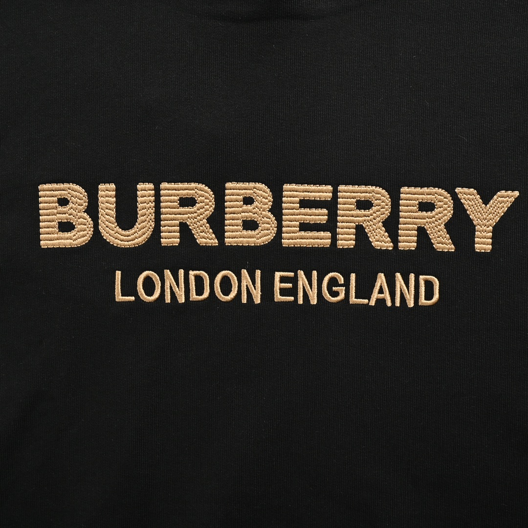 Burberry 24Fw gold-embroidered lettering hooded sweatshirt