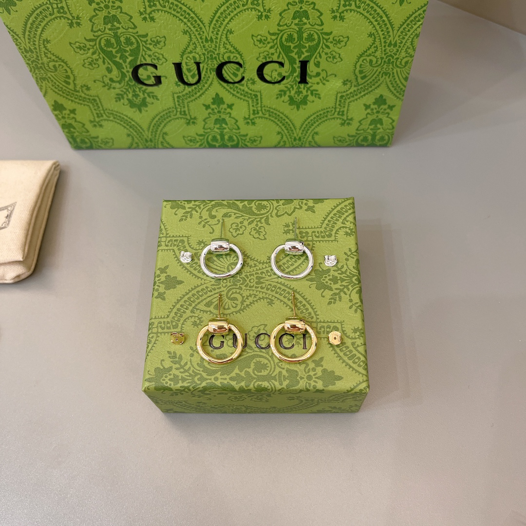 GUCCi hoop earrings