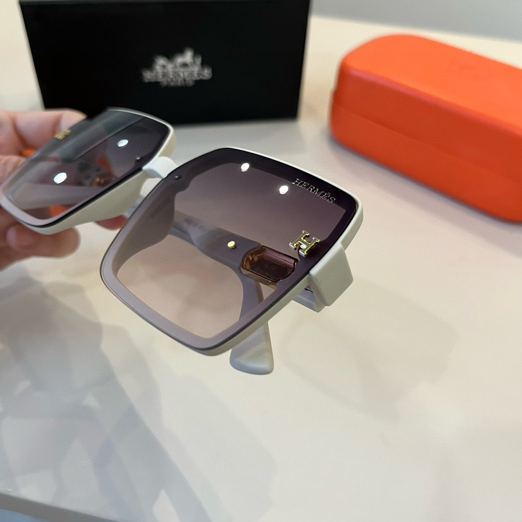 Hermes Square Frame Sunglasses