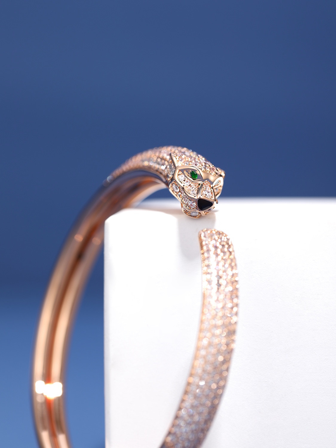 Cartier cheetah full diamond bracelet