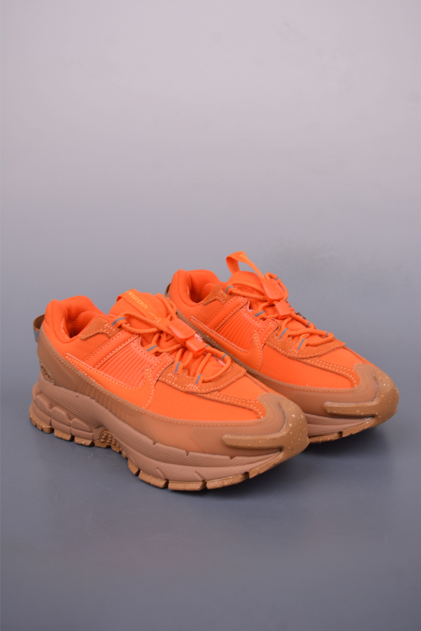 Nike Zoom Vomero 5 Roam Running Shoes Orange Yellow Brown FV2295-800