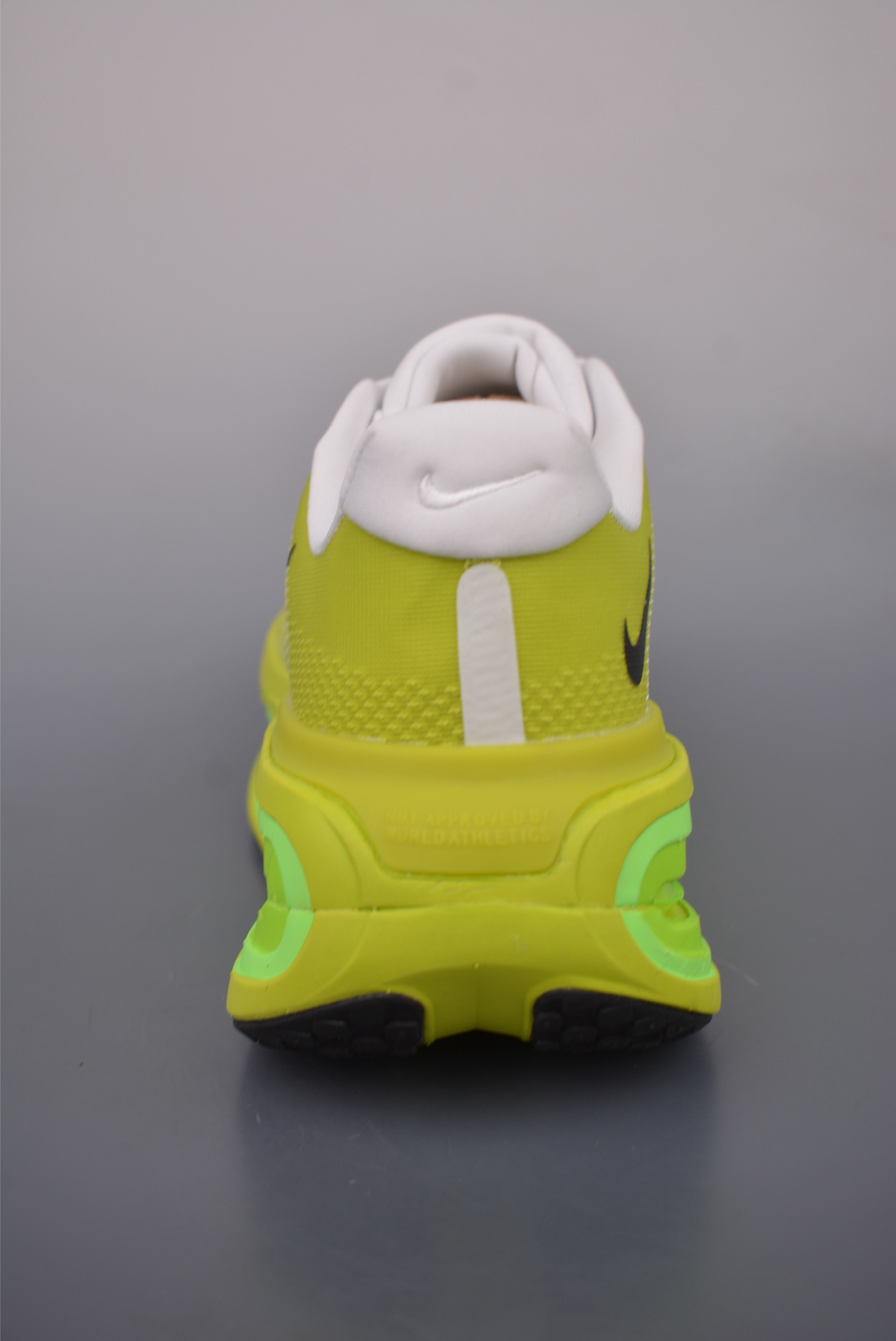 Nike Vomero premium Air running shoes HQ2050-558