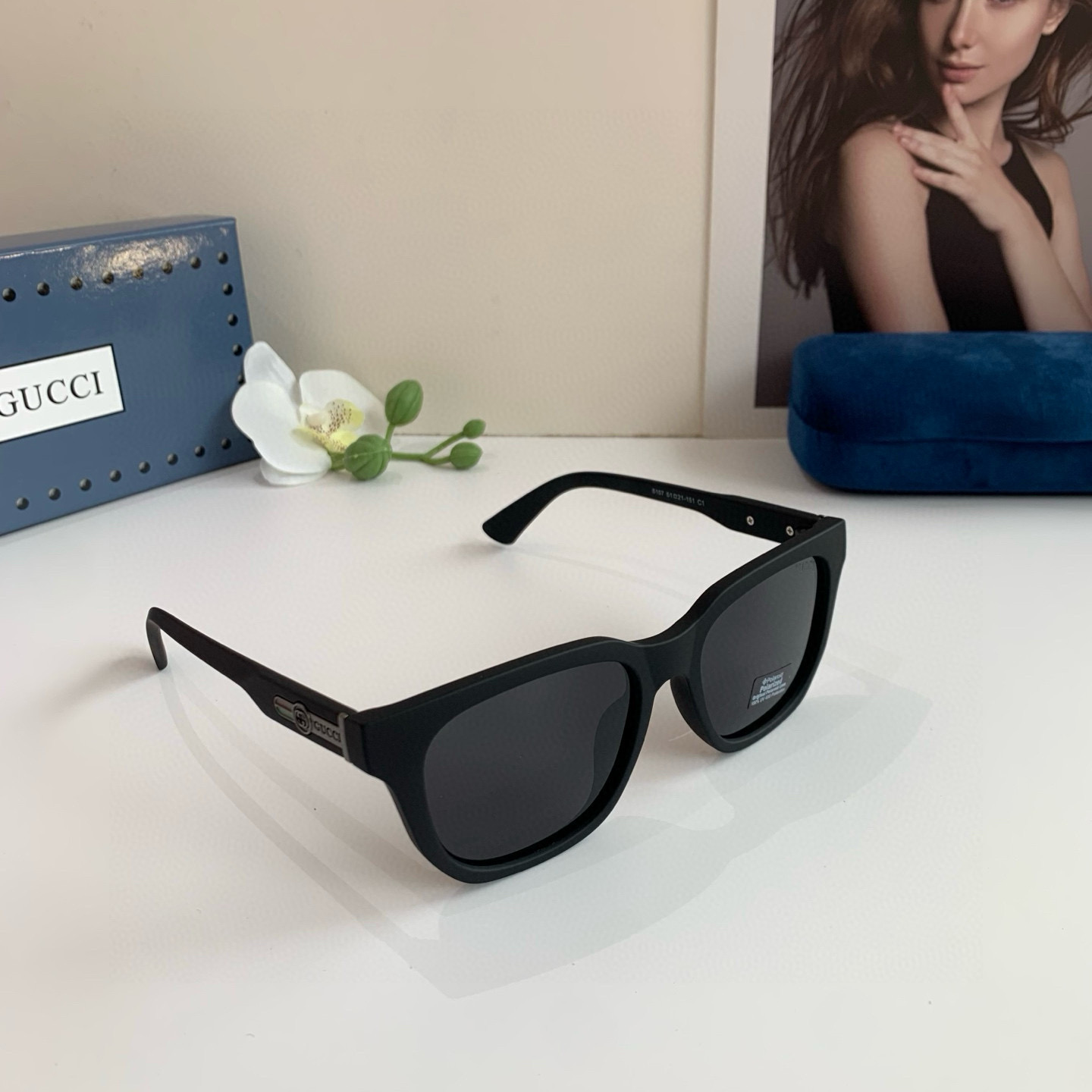 Gucci Round Frame Sunglasses