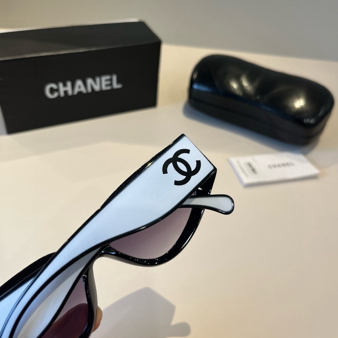 Chanel round frame sunglasses