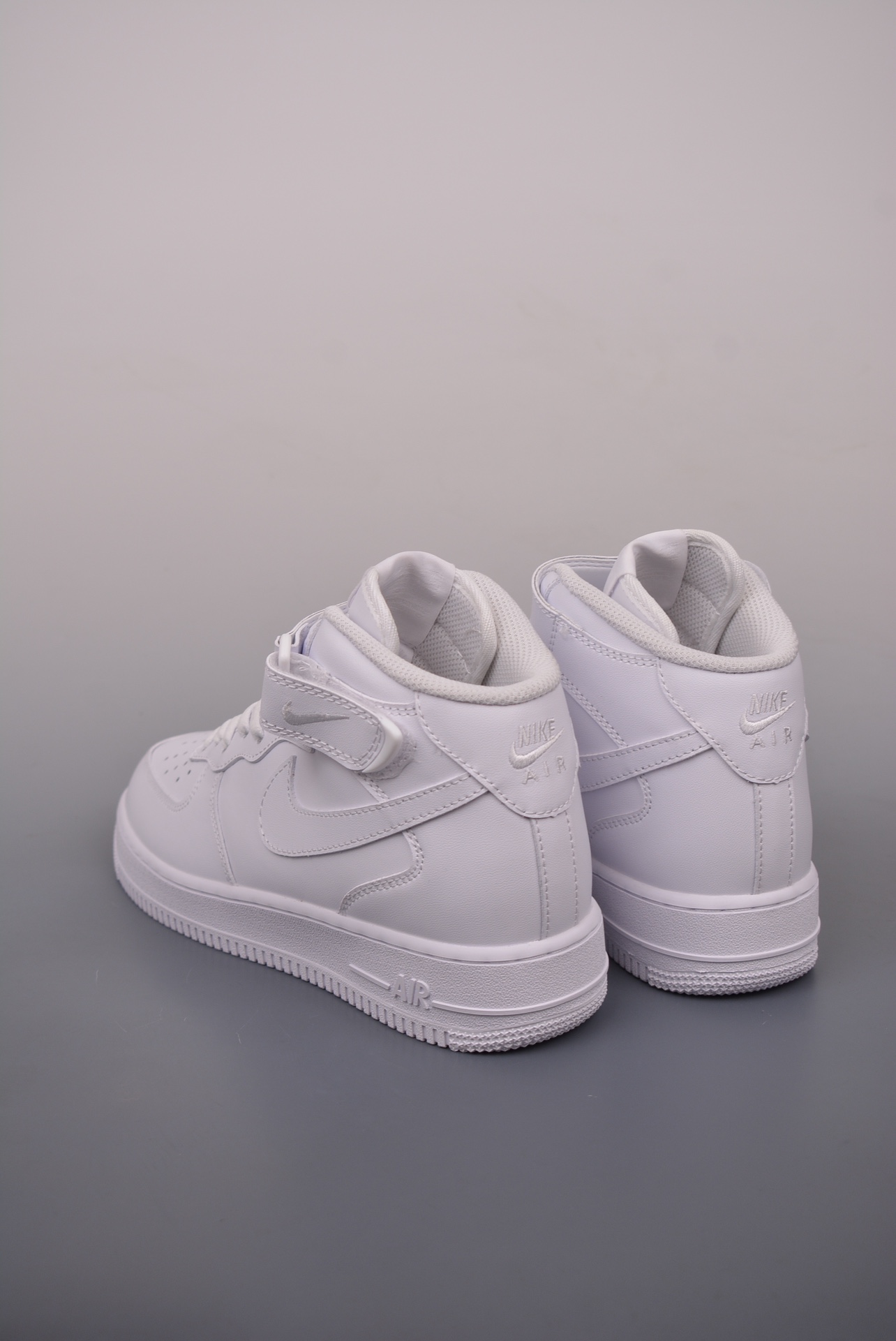 Nike Air Force 1'07 Mid Leather White CW2289-111
