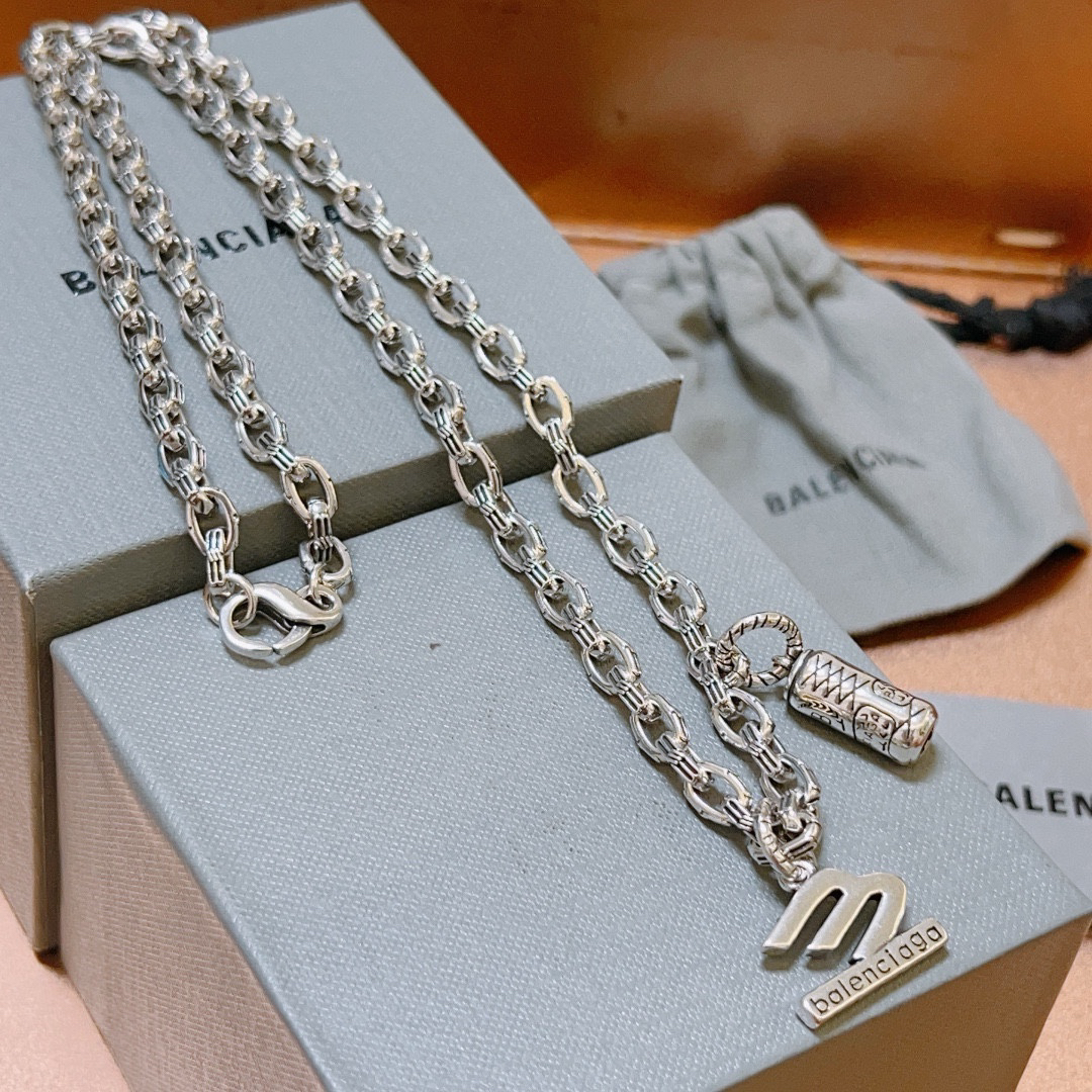 Balenciaga Letter E Chain Vintage Necklace