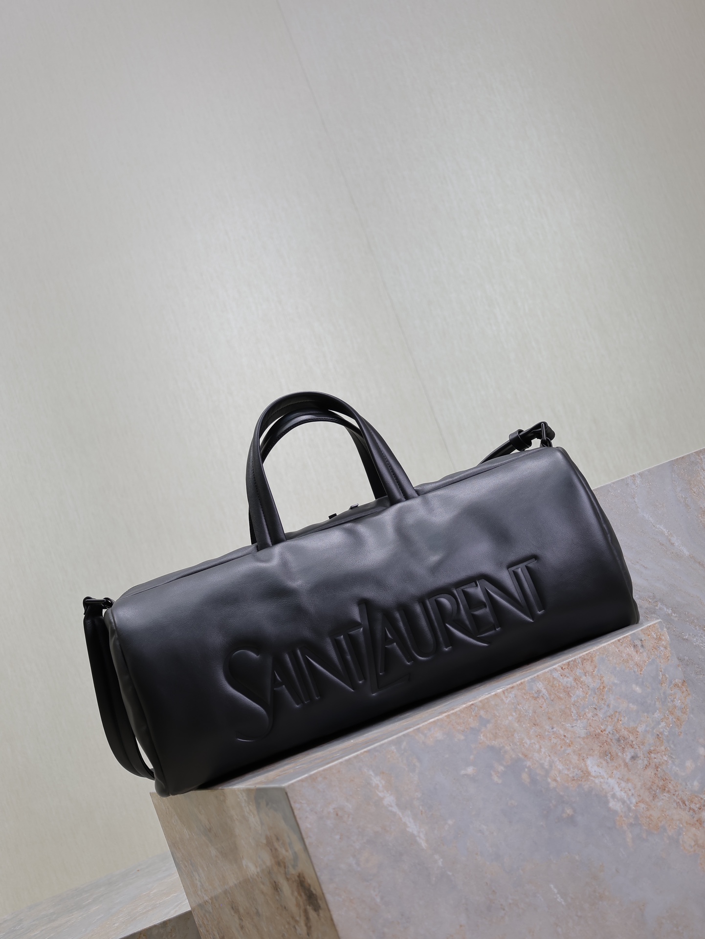 Yves Saint Laurent Travel Bag 797640