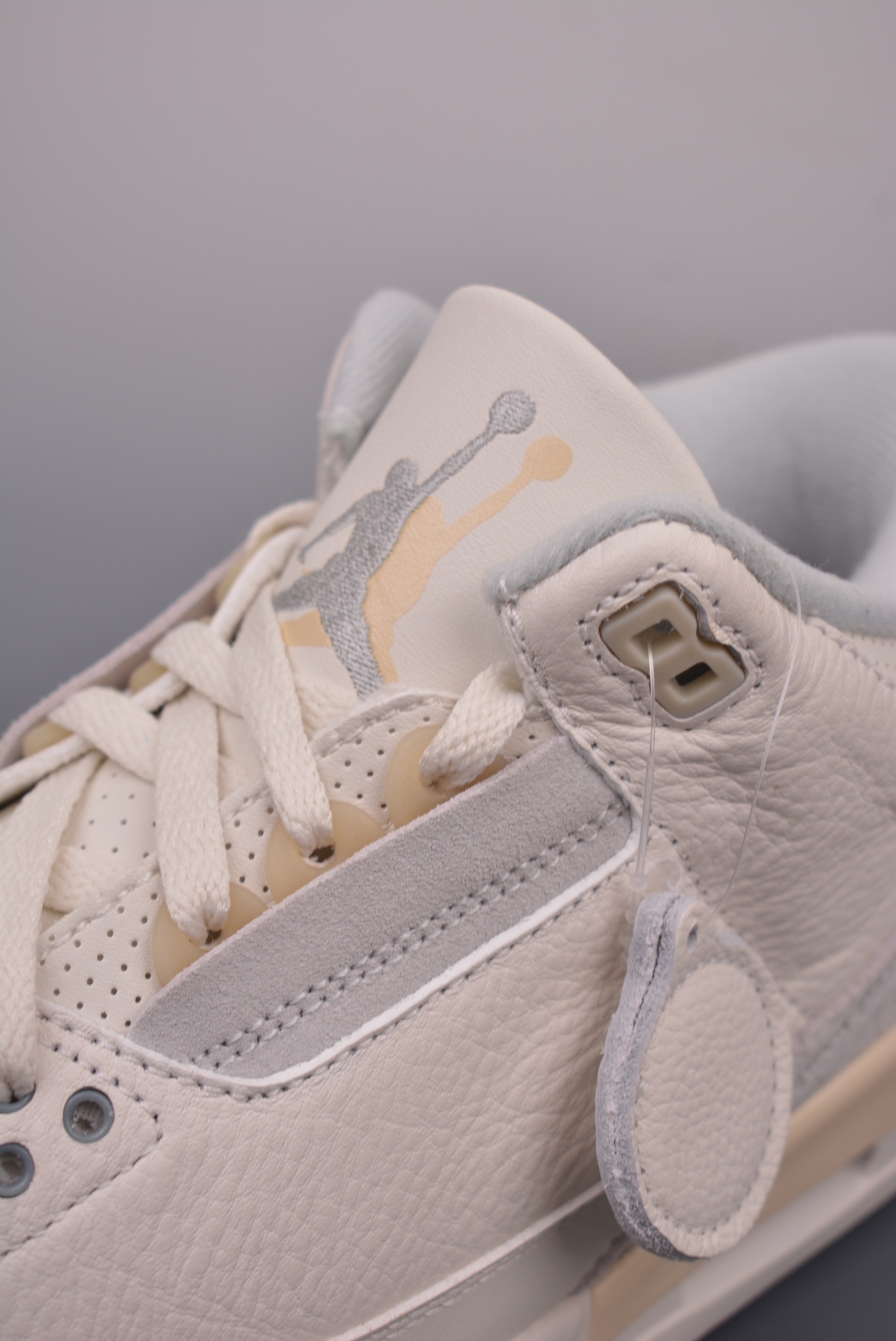 Air Jordan 3 Retro Craft Ivory FJ9479-100