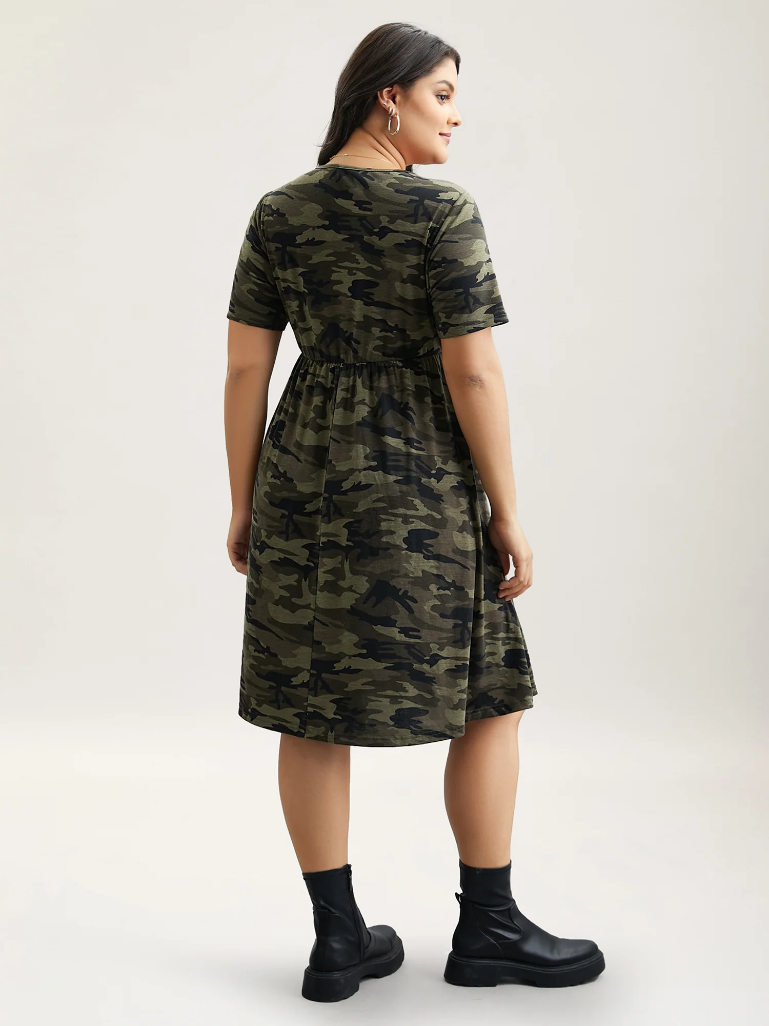 Camouflage Print Round Neck Pockets Midi Dress