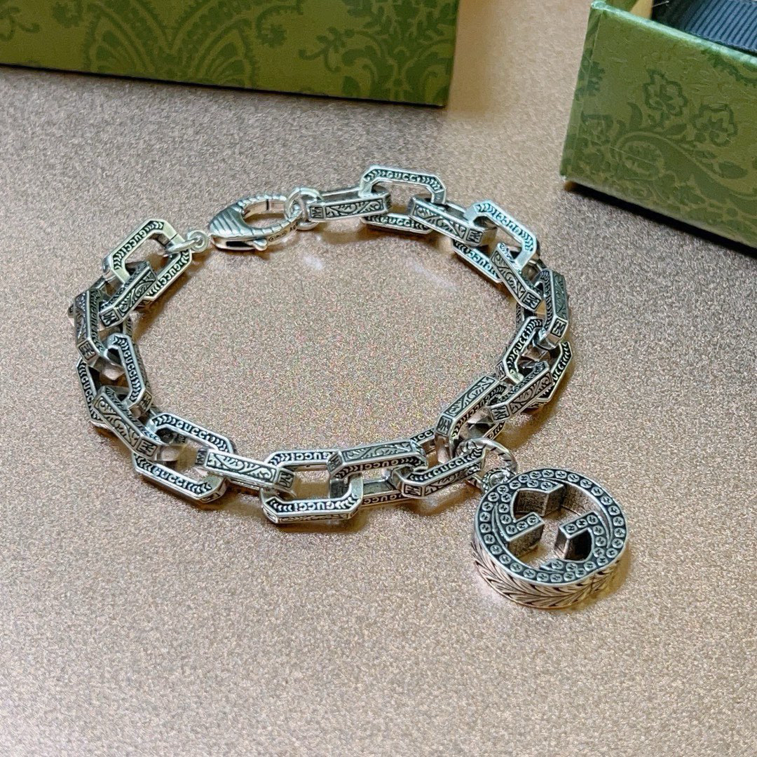 Gucci GG Square Chain Vintage Bracelet