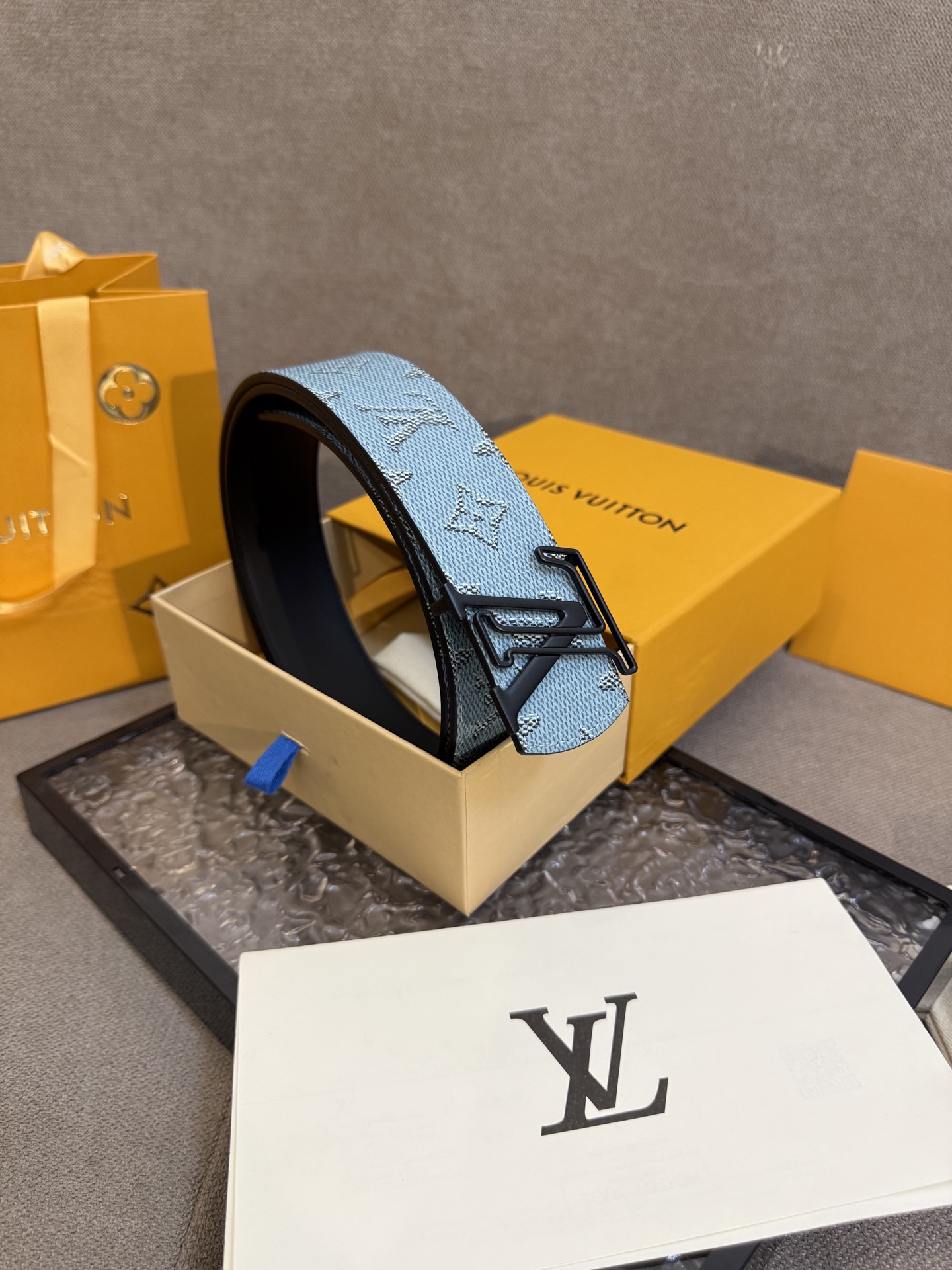 Louis Vuitton Dimension Double-Sided Men's Belt, 3.5CM Width