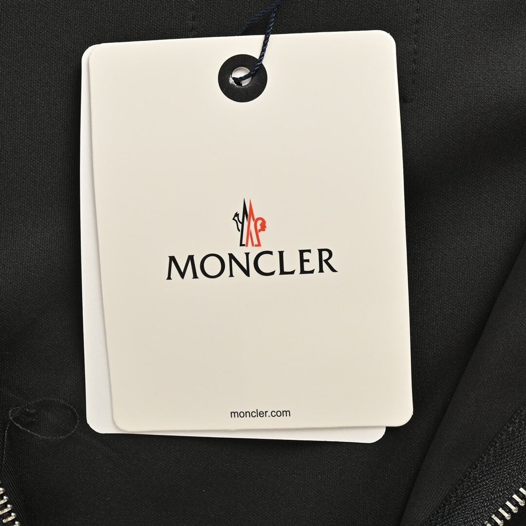 Moncler 24Fw small label white edge webbing jacket