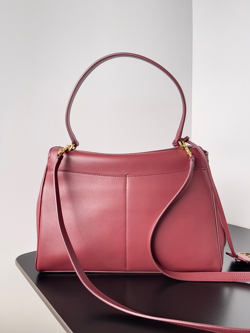 Balenciaga Rodeo Medium Bag
