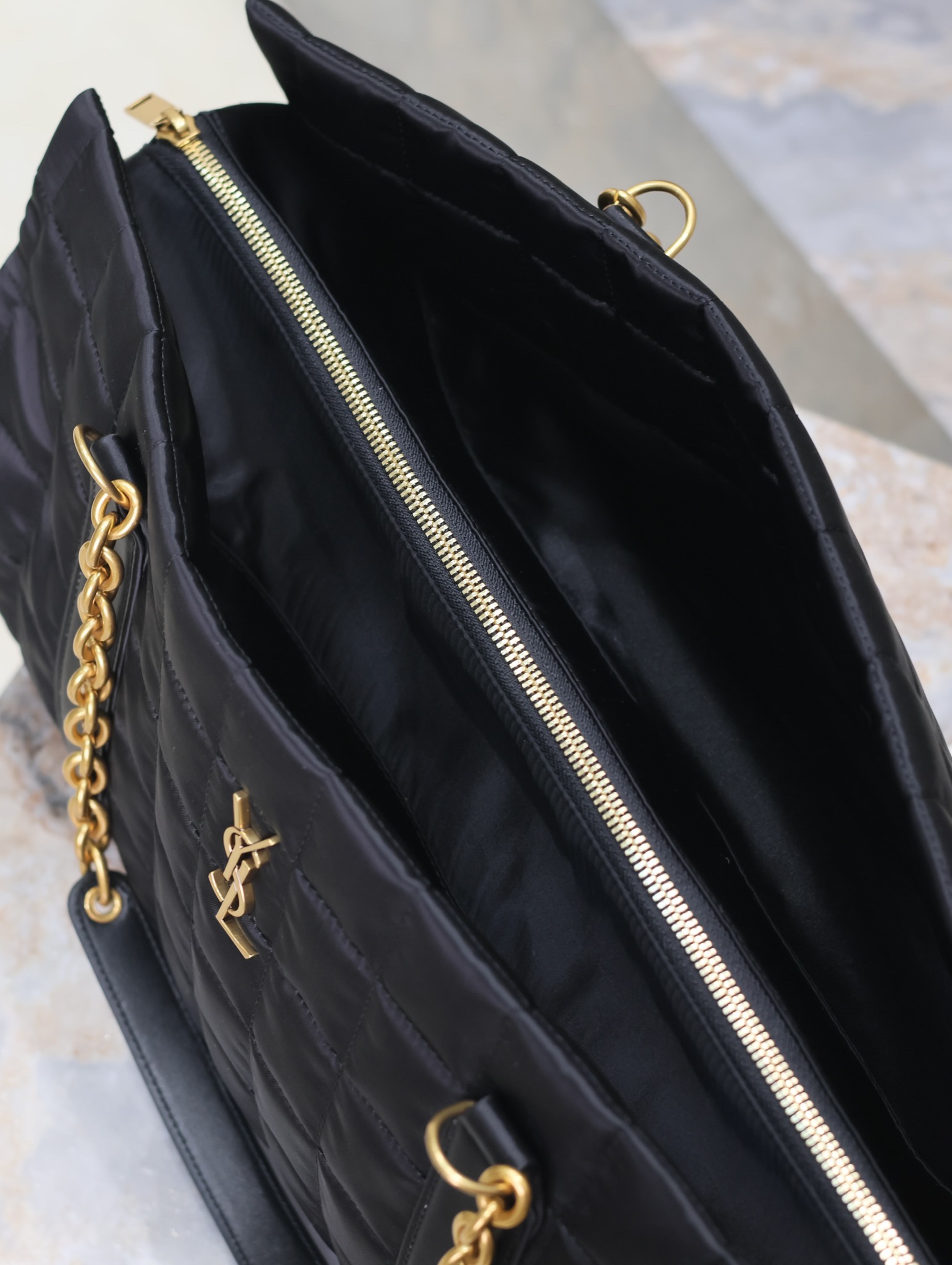 Yves Saint Laurent Gloria Travel Bag 757209