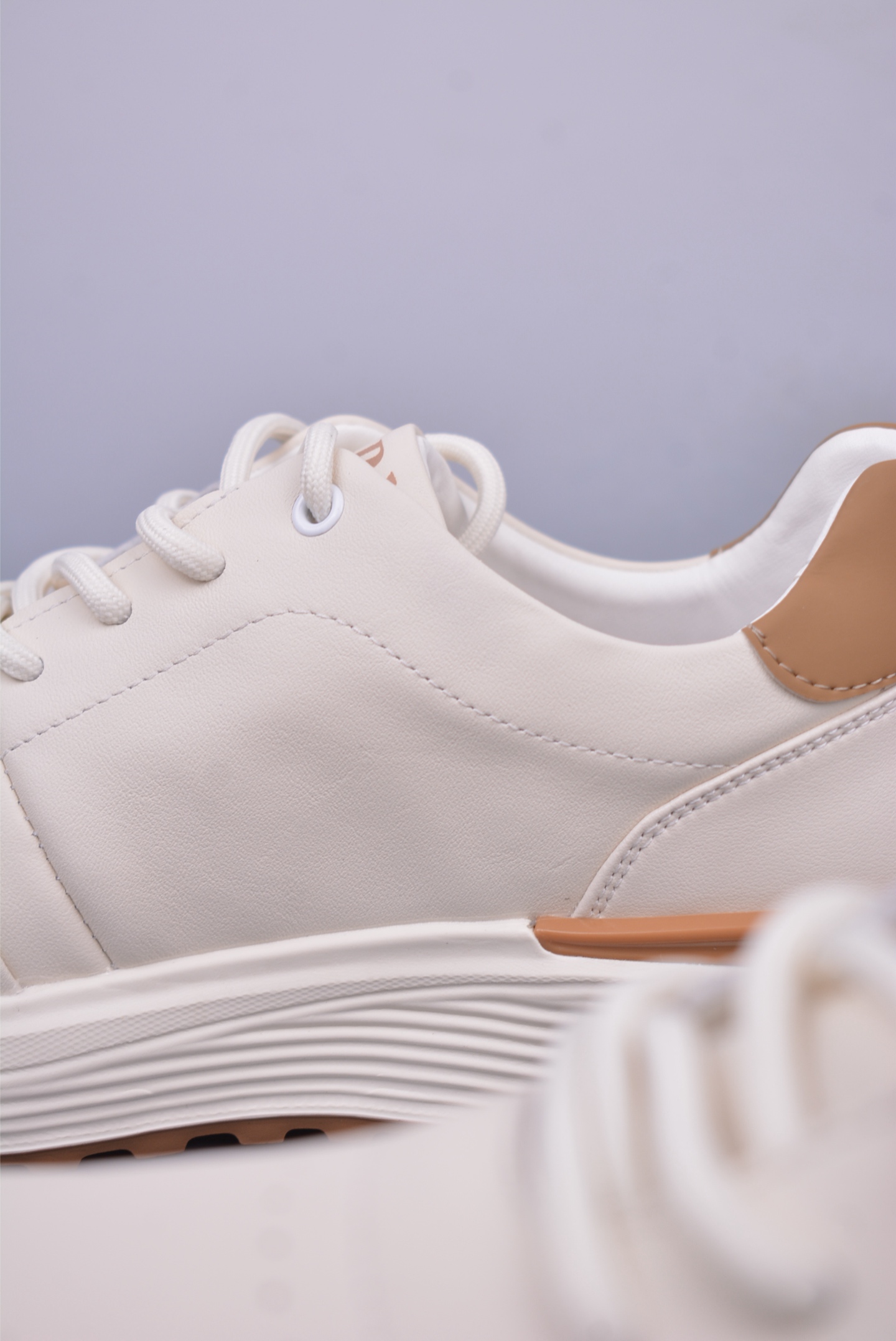 Prada triangle series platform sneakers off-white 3D936M