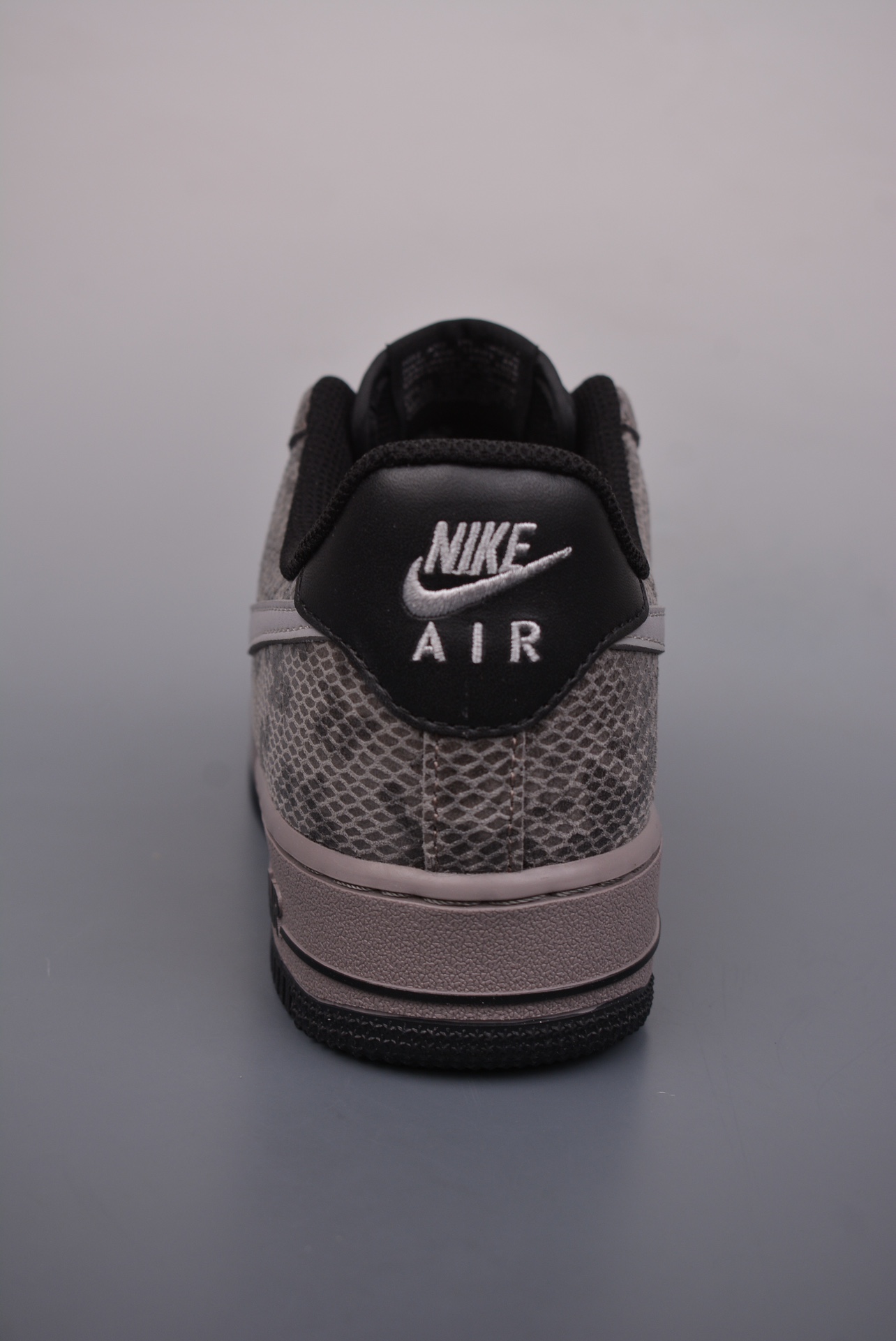 Nike Air Force 1 '07 LV8 Snakeskin black and brown python pattern HF2898-001