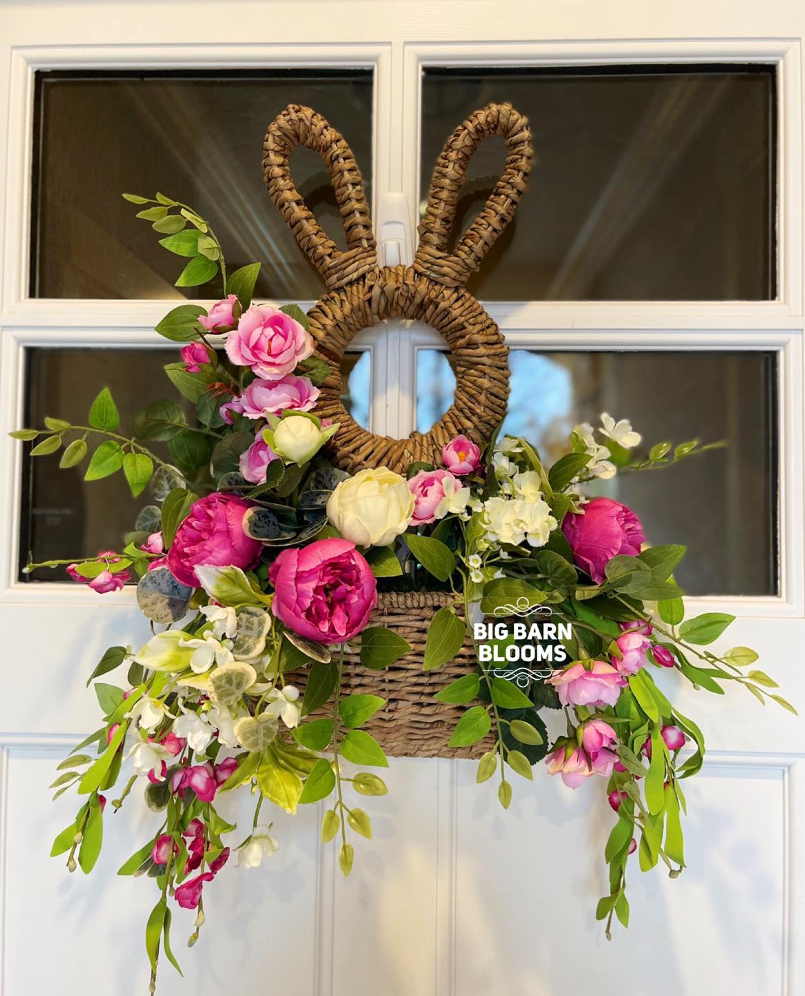 💖Last Day 49% OFF💖Natural Woven Wicker Bunny Basket Hanging Wall Pocket Spring Decor