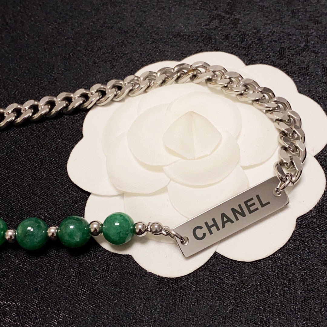 Chanel New Natural Green Chalcedony Necklace