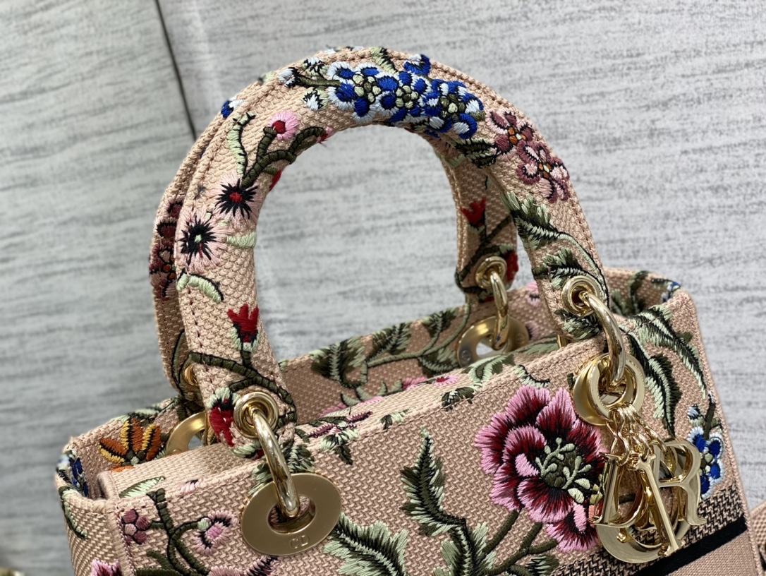 Dior Winter Garden Series Lady Embroidered Handbag 6605