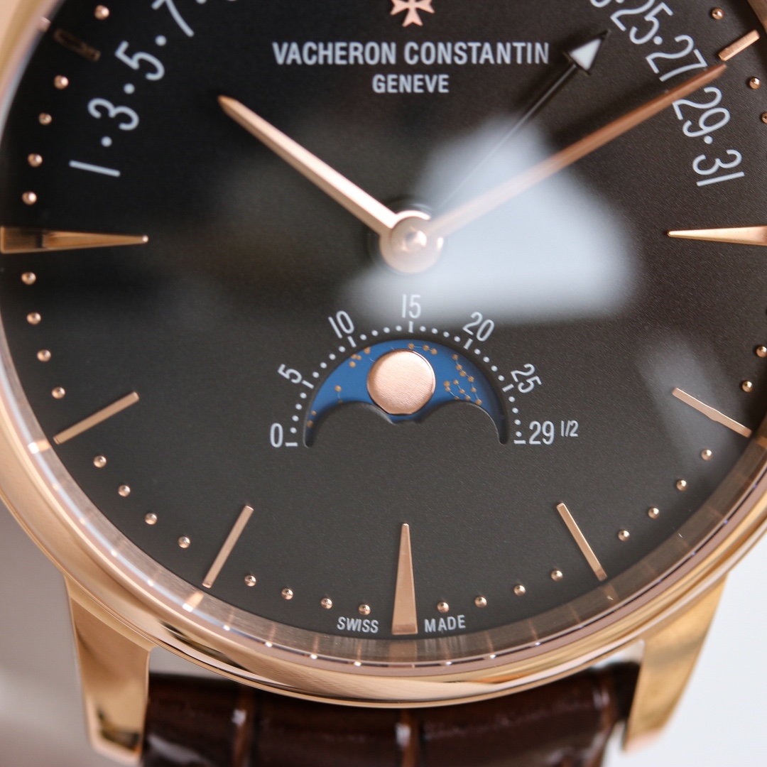 Vacheron Constantin Overseas Series Retrograde Calendar Watch Model 4000V210A-B911