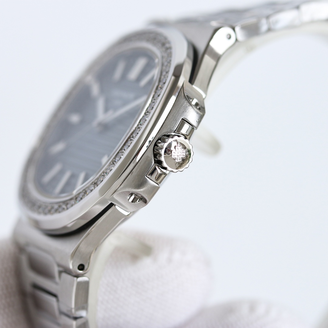 Patek Philippe PP Nautilus Sport Elegance Series 57111A-014