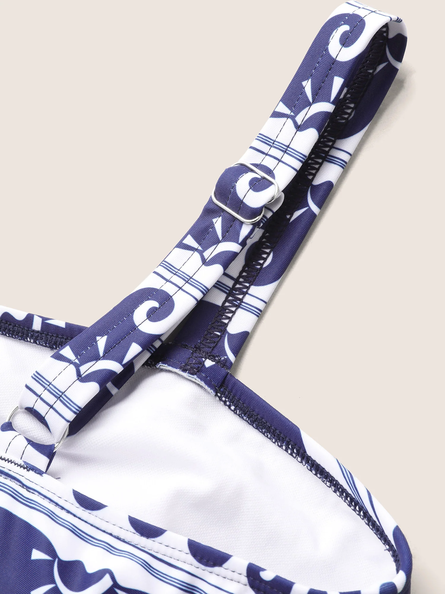 Marine Elements U Neck Gathered One Piece Swimsuit