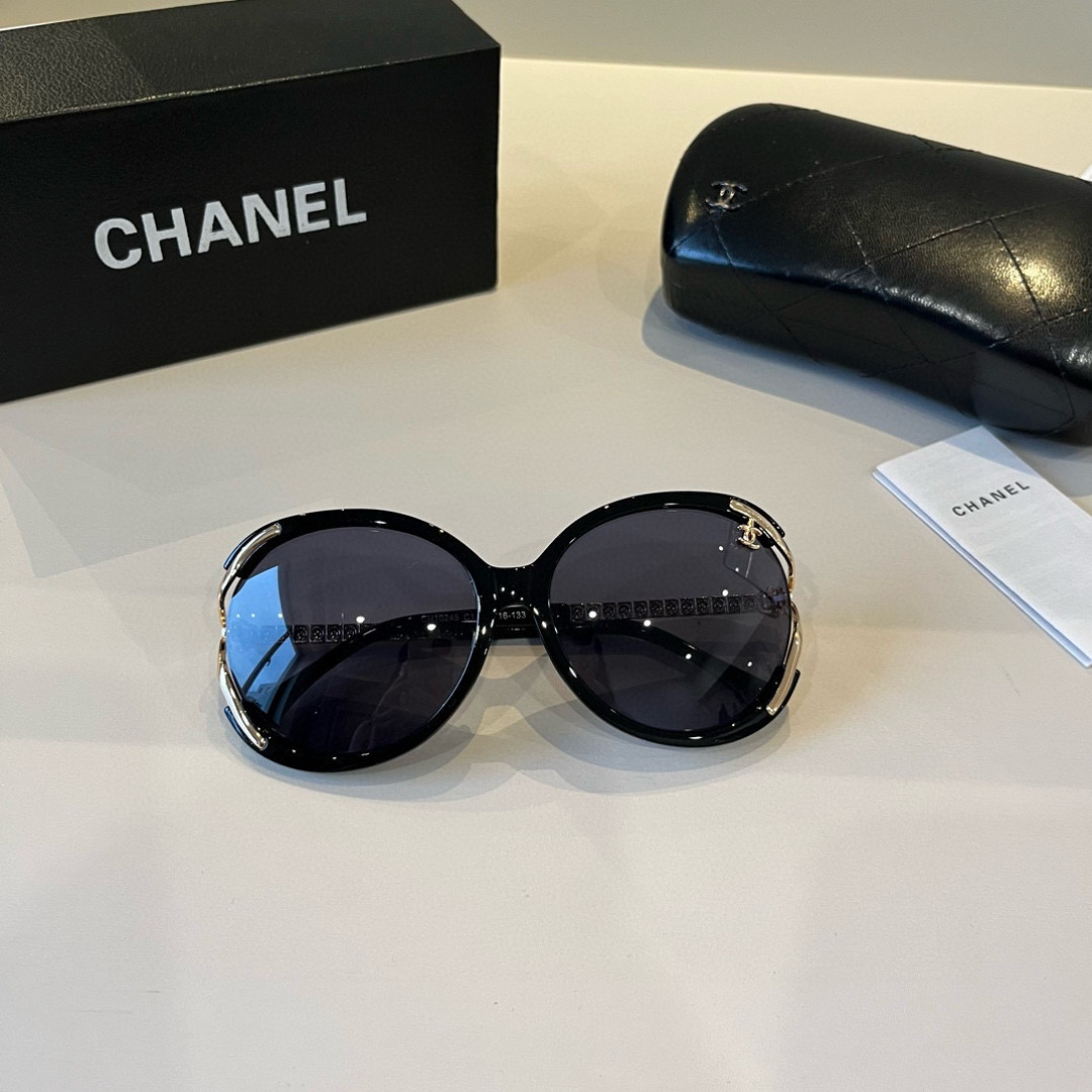 Chanel round frame sunglasses