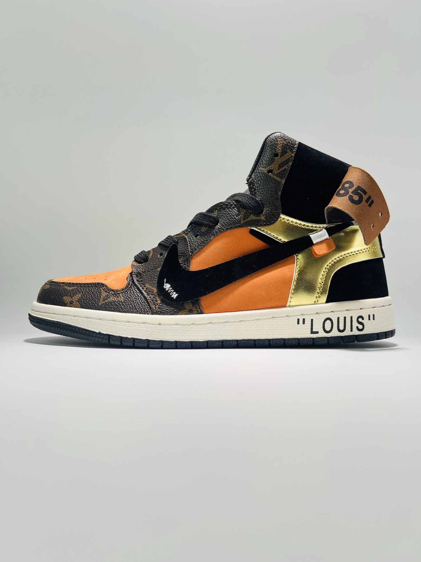 Louis Vuitton x OFF-WHITE x Air Jordan 1 High basketball shoes 554724-555