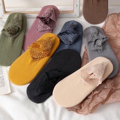 (💥49% OFF--Last Day Sale)--New Fashion Lace Warmer Socks(One size fit all)--BUY 2 SETS(set of 4 pairs) GET 10% OFF & FREE SHIPPING
