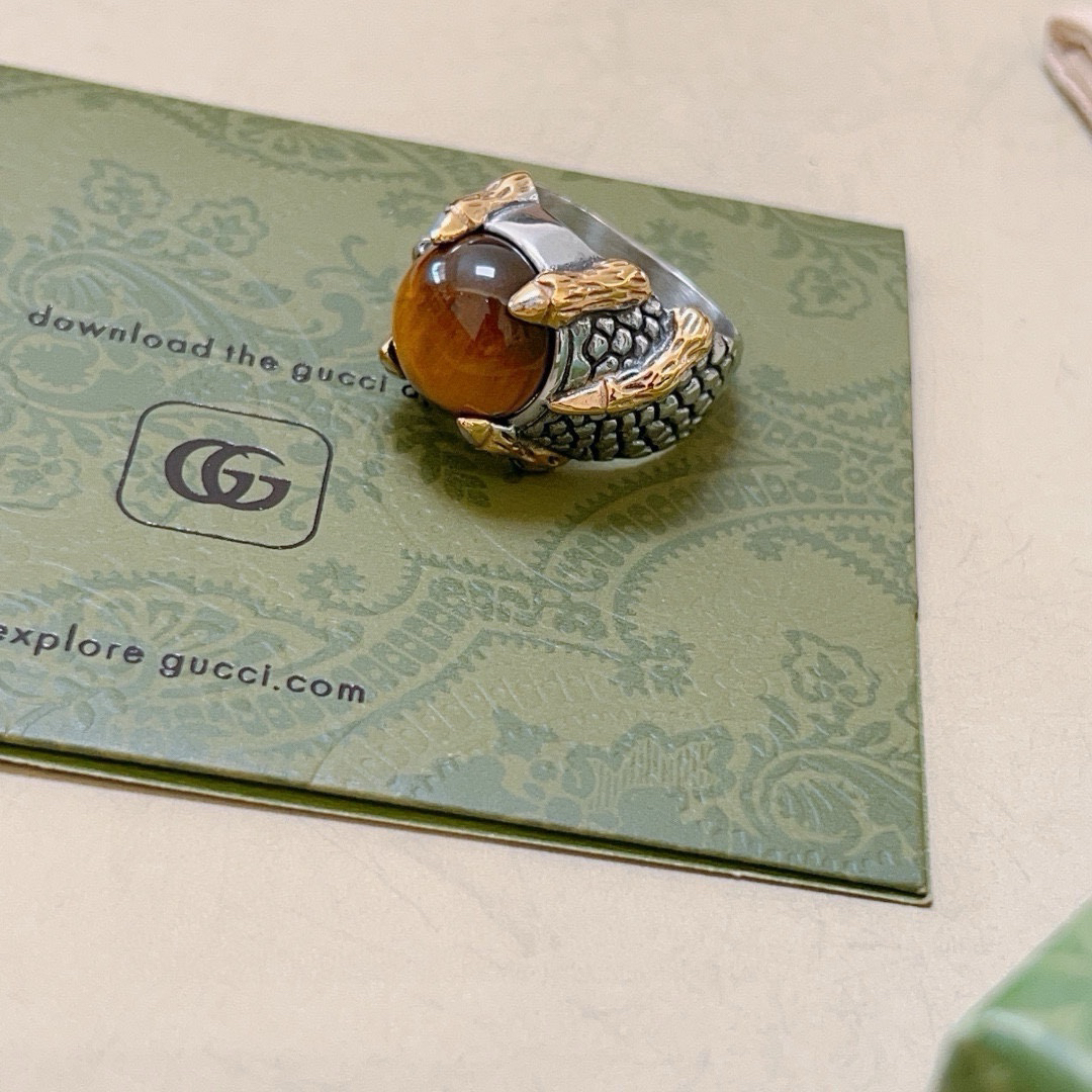GUCCI natural stone tiger eye ring