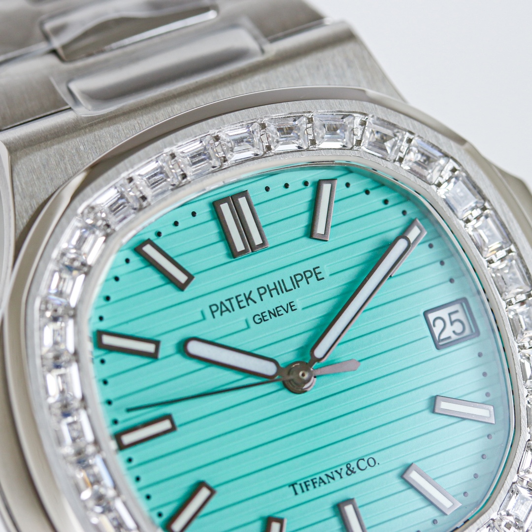 Patek Philippe PP Nautilus Sport Elegance Series 57111A-014