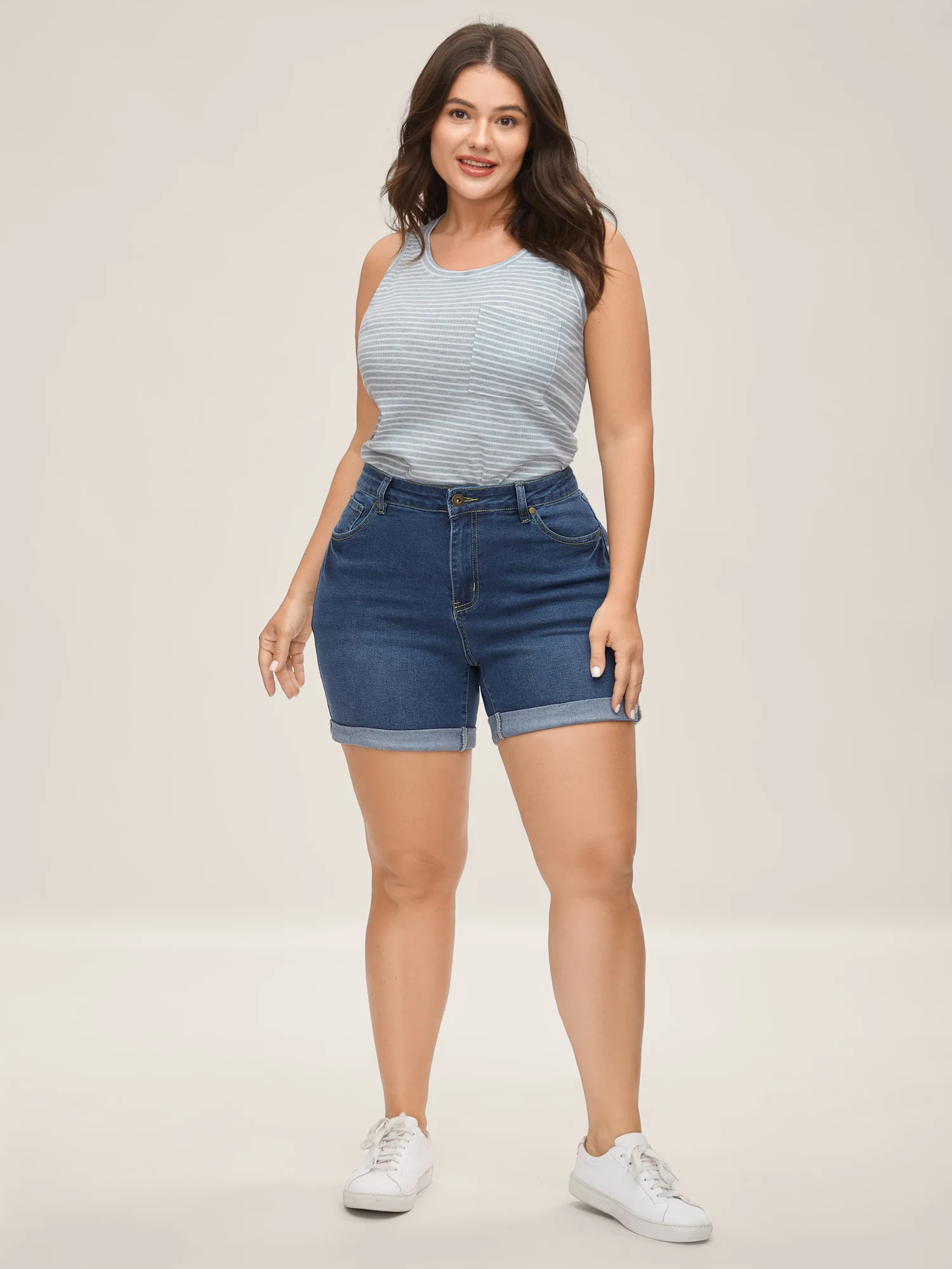 Stretch Skinny Fit Sculpting Denim Shorts