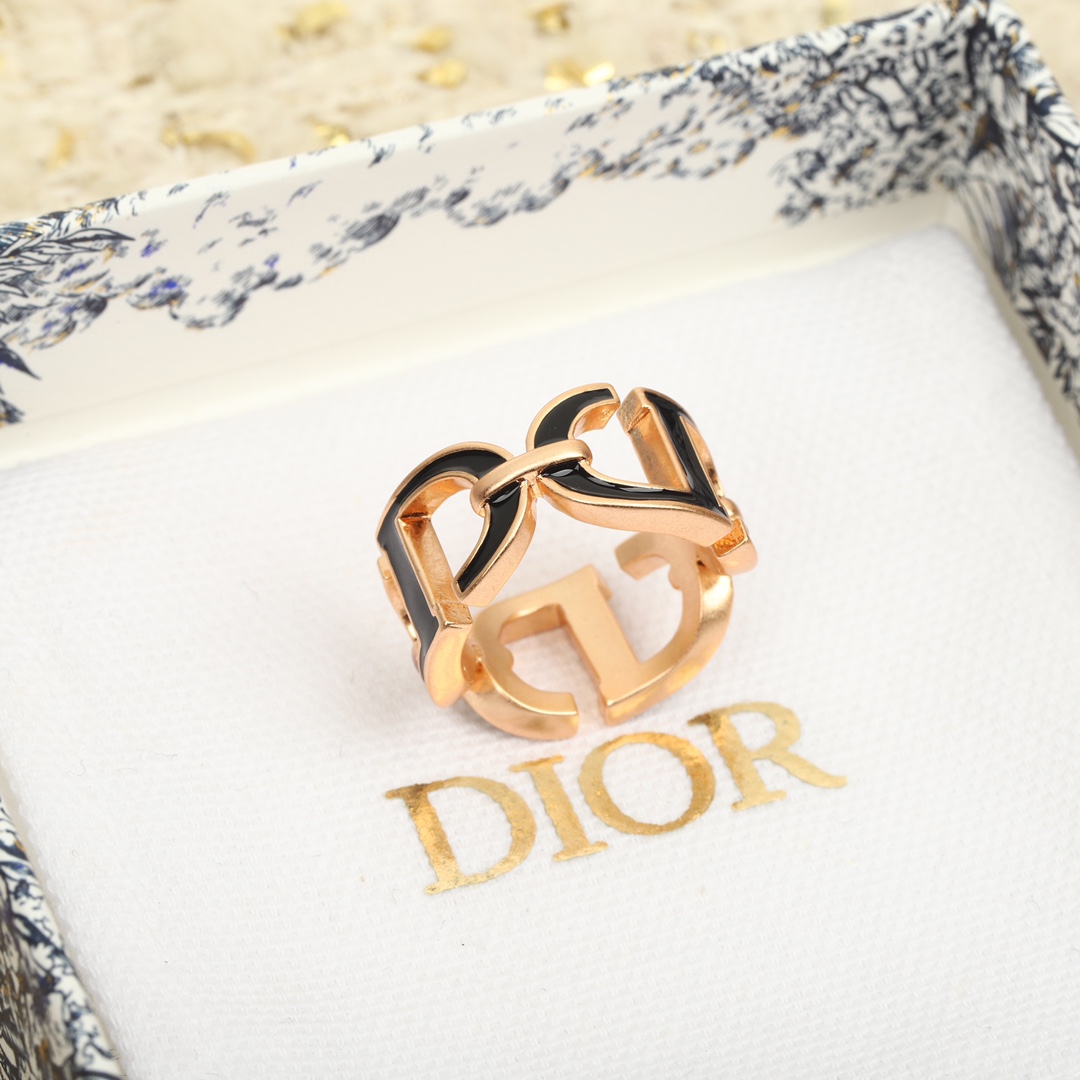 Dior black letter ring