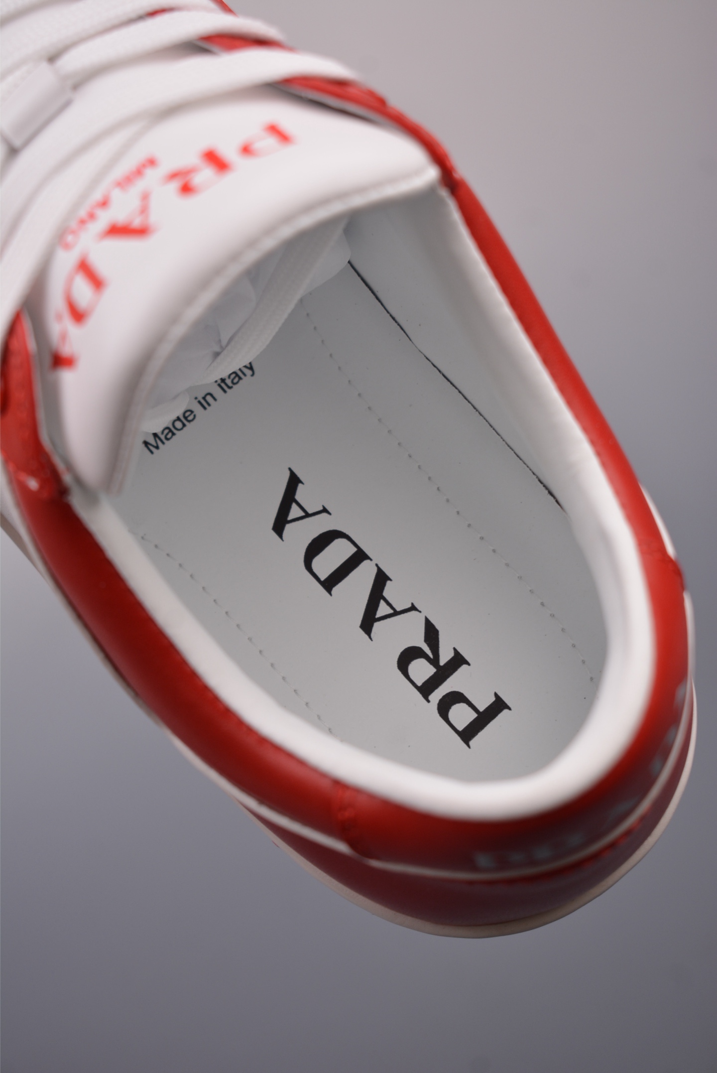 Prada Cloudbust Thunder triangle logo series sports shoes red and white 12062118