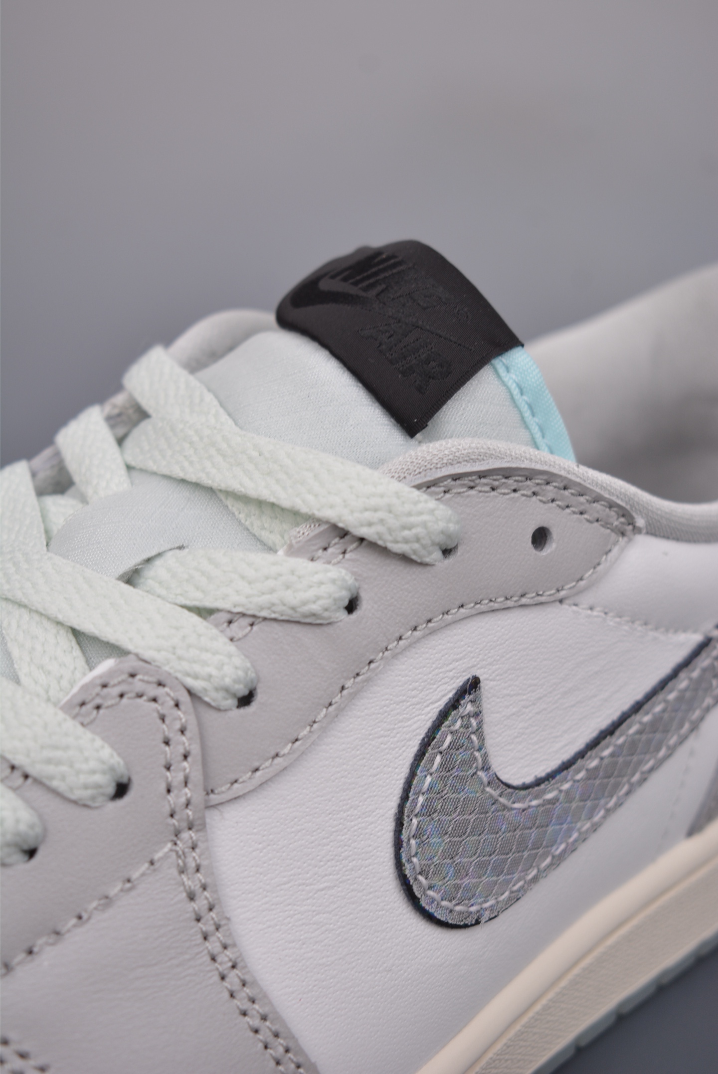 Nike Air Jordan 1 Low OG Year of the Snake light gray white HF3144-100