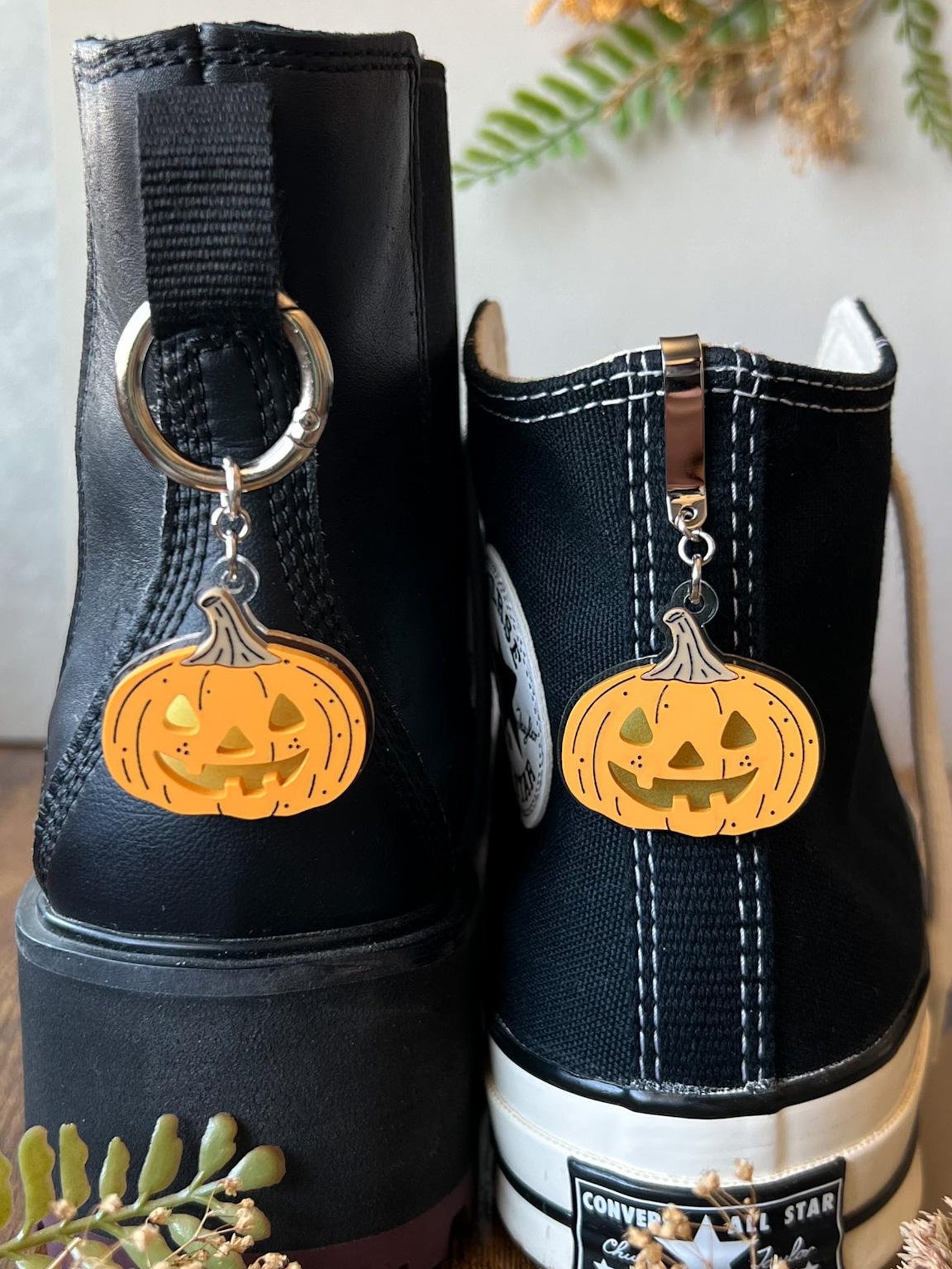 Back of Shoe Charm, Pull Loop Boot Charm, High Top Sneaker Clip - 2 Pack