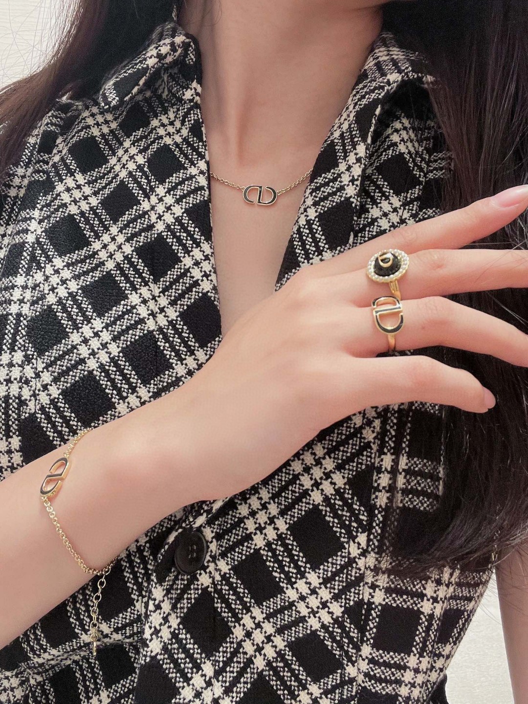 Dior CD letter ring
