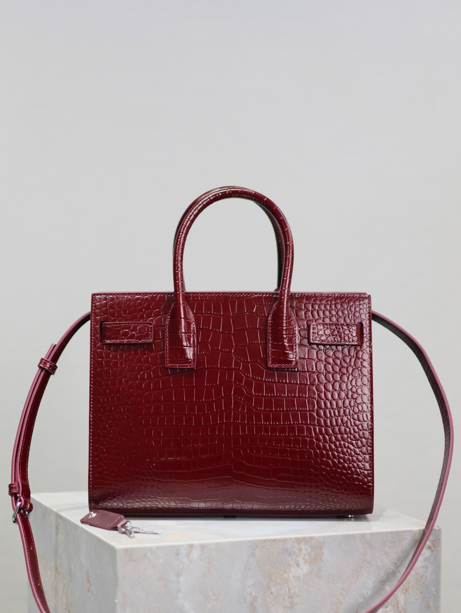 Yves Saint Laurent sac de jour accordion bag 421863