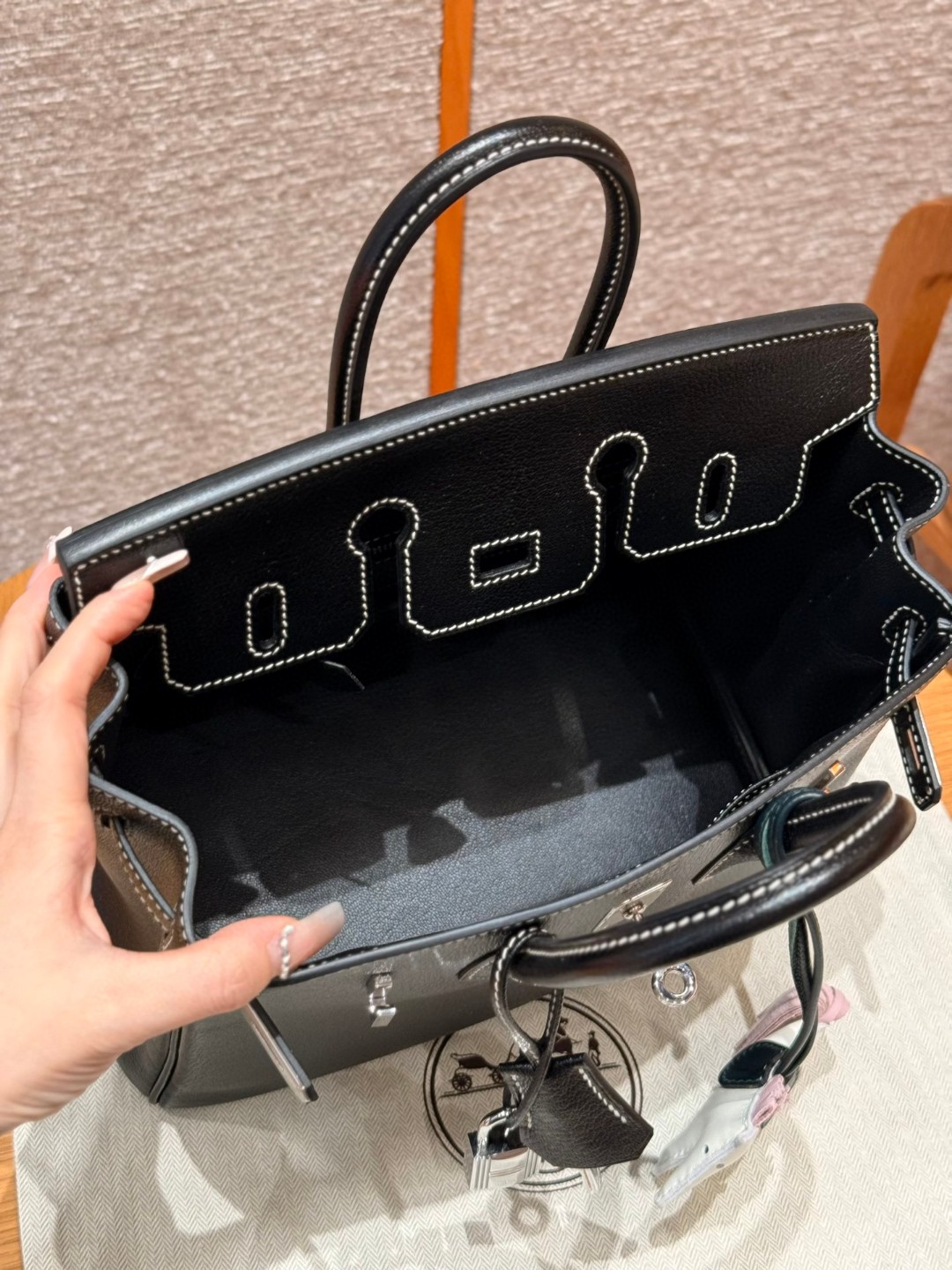 Hermes Birkin 89noir handbag (handmade to order)